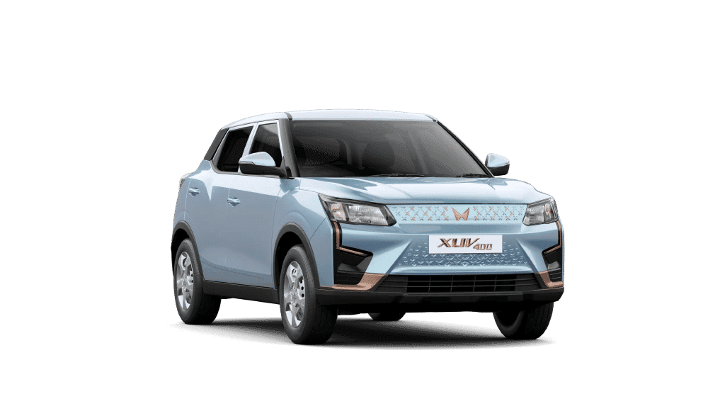 XUV400 in Everest White with Copper Roof